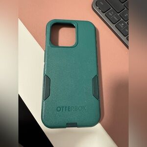 iPhone 15pro Otterbox case